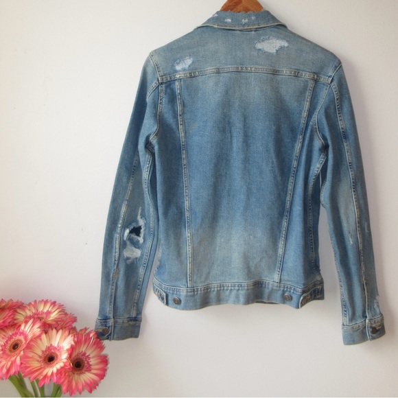 old navy distressed blue denim jacket🌟 - Picture 3 of 9